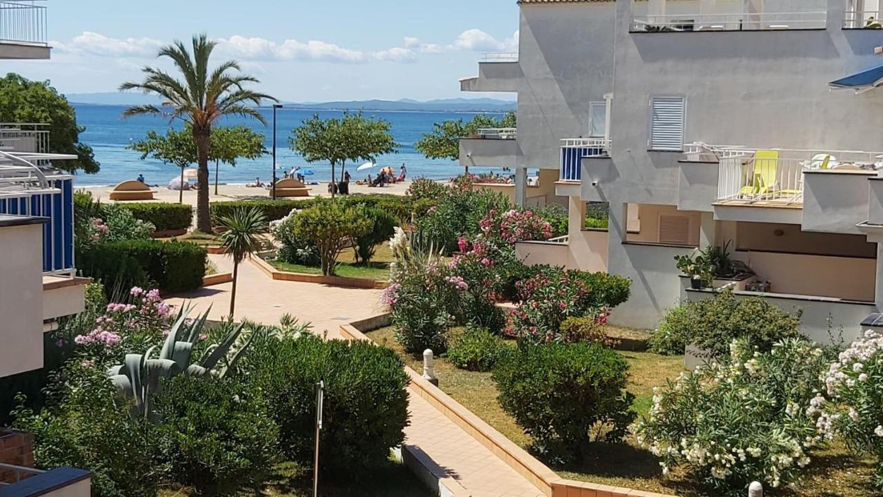 Residencia Platja De Roses Apartment Exterior photo